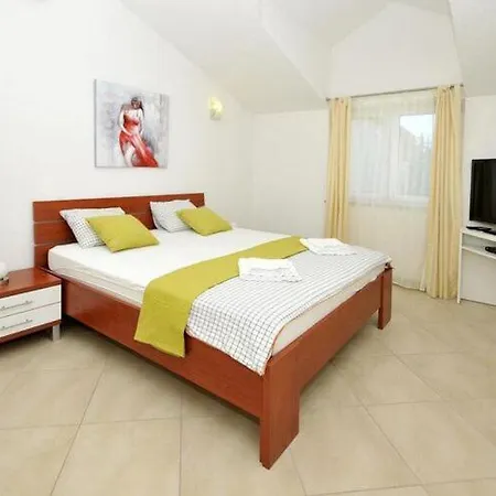 Moonlight - Two Bedroom With Sea View Balcony And Terrace Delux Apartment *