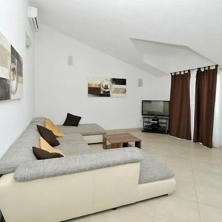 Apartment Moonlight - Two Bedroom With Sea View Balcony And Terrace Delux