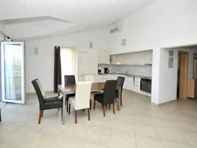 Moonlight - Two Bedroom With Sea View Balcony And Terrace Delux 公寓 特罗吉尔